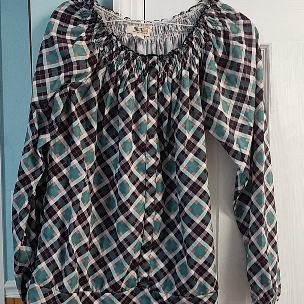 Long sleeve shirt